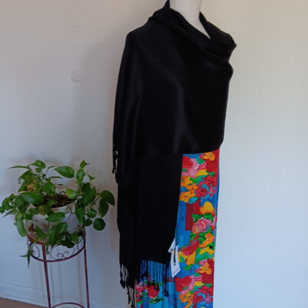 Scarf Wrap NWT Nine West Black Oblong So Soft